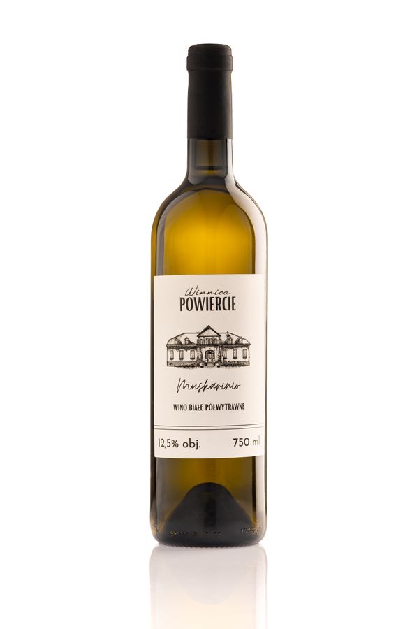 Wino białe półwytrawne Muscaris