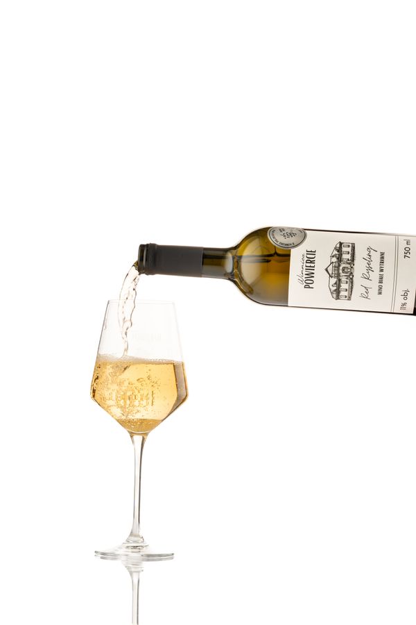 Wino białe wytrawne Roter Riesling