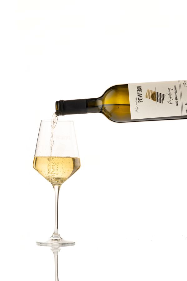 Wino białe półsłodkie Riesling